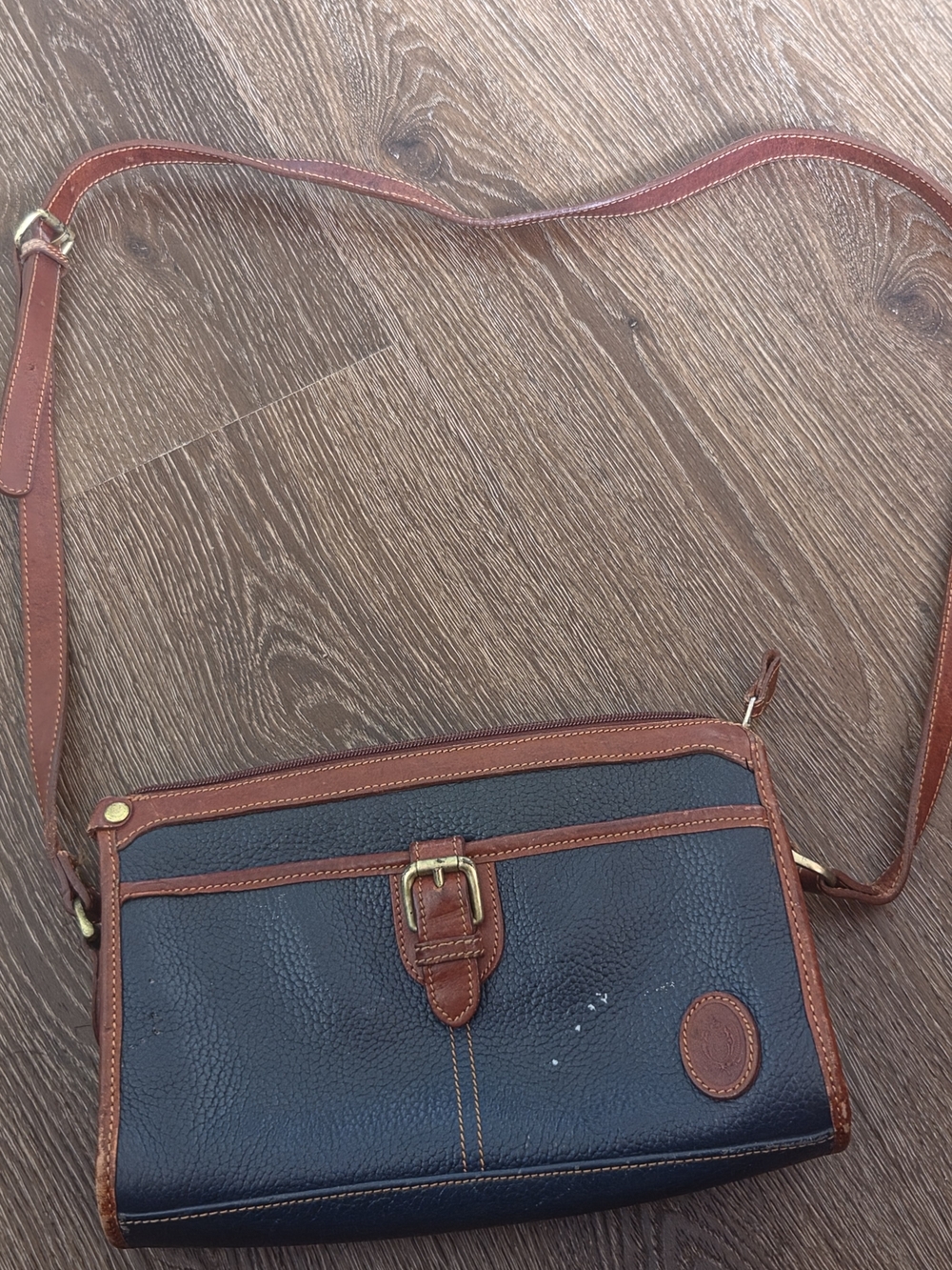 Liz Claiborne Leather Purse Crossbody Shoulder Bag Navy Brown Trim 80s Vintage